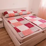 The Nikolic - Woegenstein Apartman *