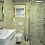 The Nikolic - Woegenstein Apartamento