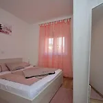 Apartamento The Nikolic - Woegenstein Tribalj