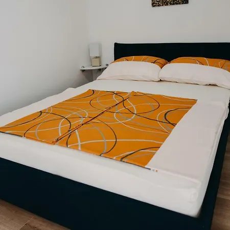 The Nikolic - Woegenstein Apartman *