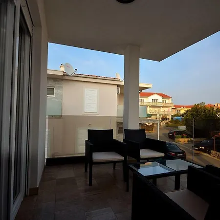 The Nikolic - Woegenstein 公寓