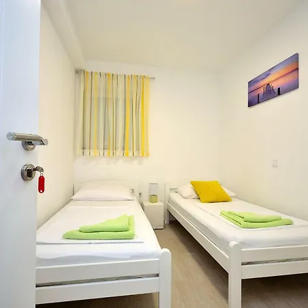 The Nikolic - Woegenstein 아파트 *