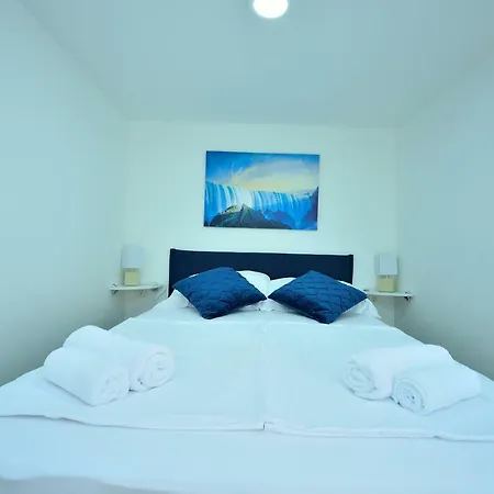 아파트 The Nikolic - Woegenstein Tribalj