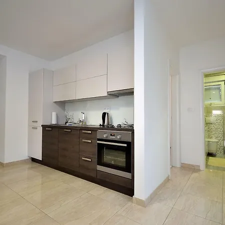 The Nikolic - Woegenstein *