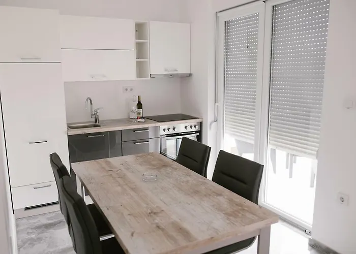 The Nikolic - Woegenstein Appartement Tribalj