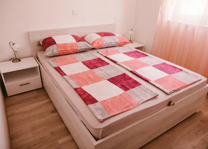 The Nikolic - Woegenstein Appartement *