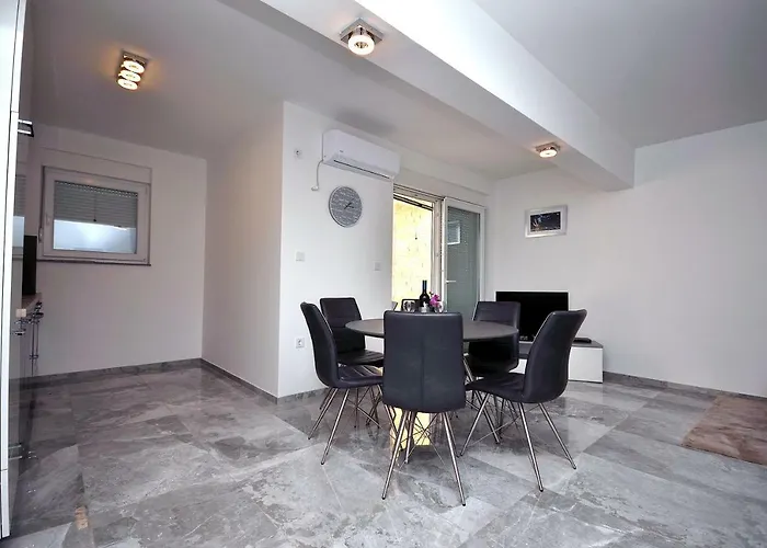 Appartement The Nikolic - Woegenstein Tribalj